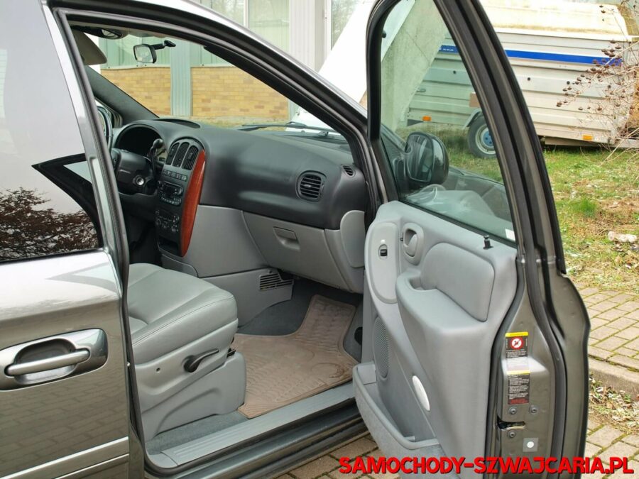 Chrysler Grand Voyager 3.3 V6 LX EURO 4