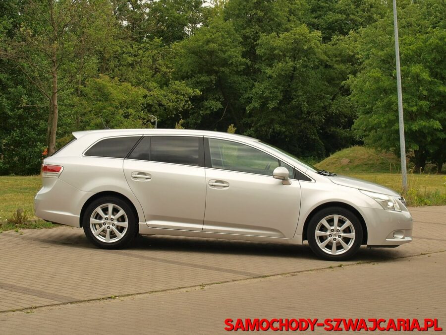 Toyota Avensis 1.8 VVTi EXECUTIVE