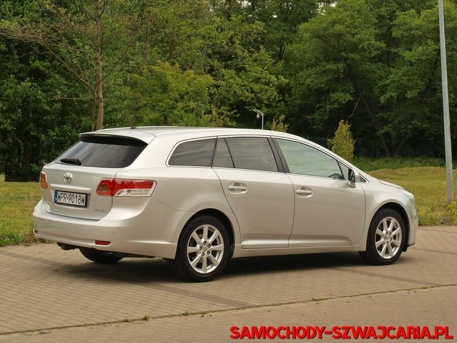 Toyota Avensis 1.8 VVTi EXECUTIVE