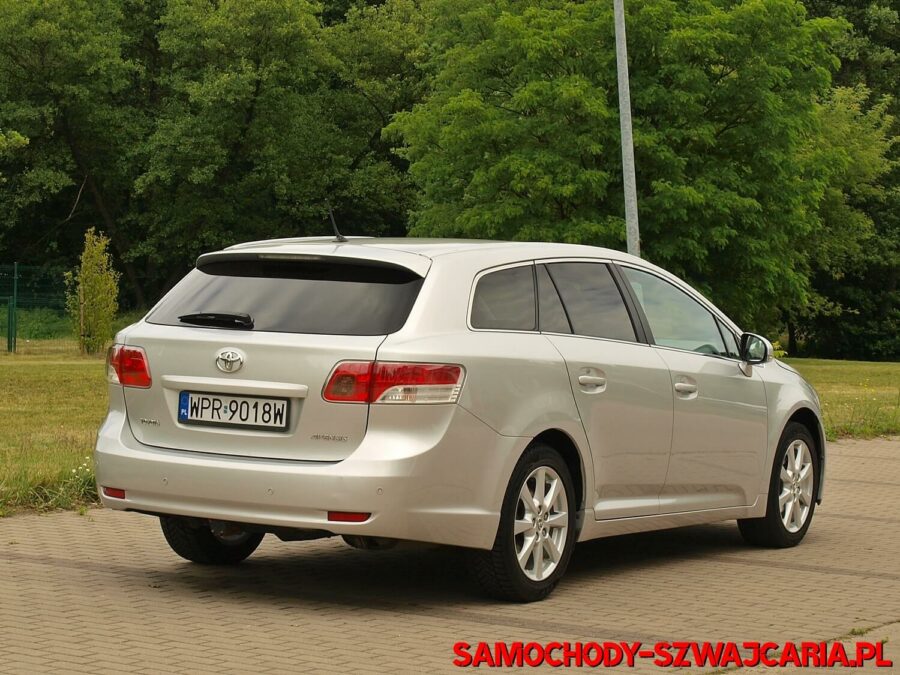 Toyota Avensis 1.8 VVTi EXECUTIVE