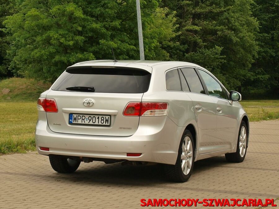 Toyota Avensis 1.8 VVTi EXECUTIVE