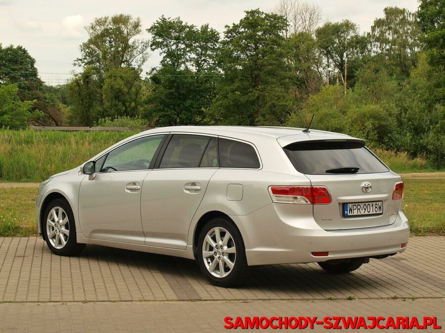 Toyota Avensis 1.8 VVTi EXECUTIVE