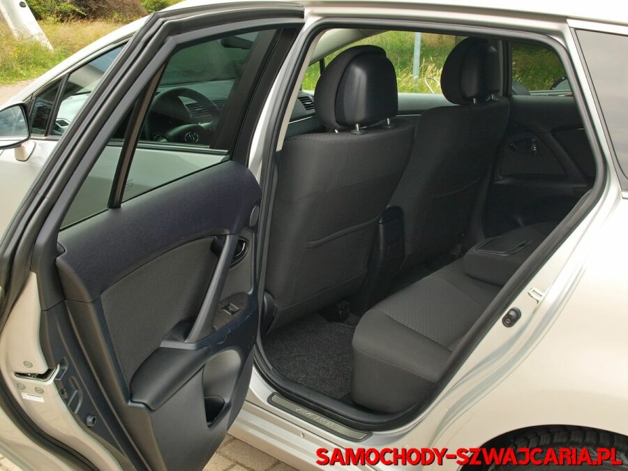 Toyota Avensis 1.8 VVTi EXECUTIVE