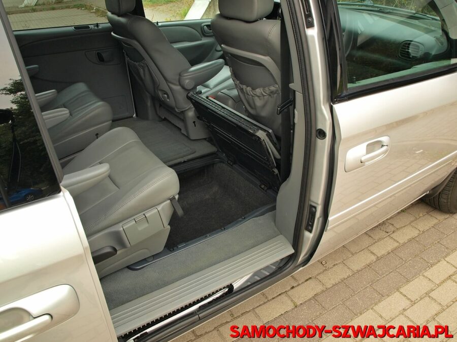 Chrysler Grand Voyager 3.3 V6 LX Stow'n Go