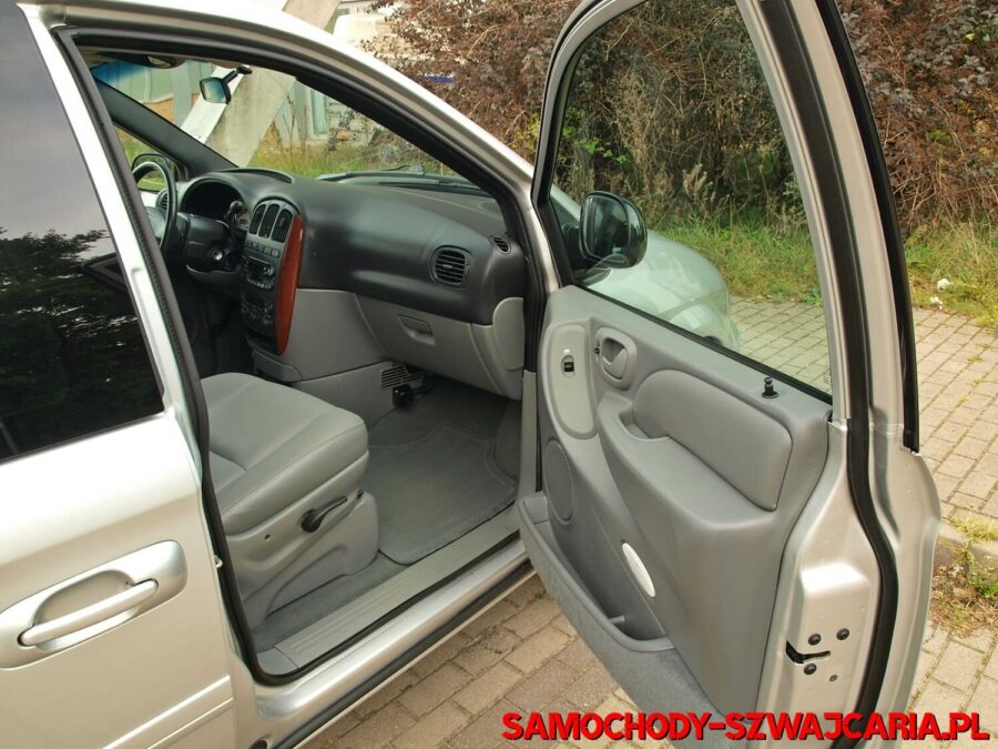 Chrysler Grand Voyager 3.3 V6 LX Stow'n Go