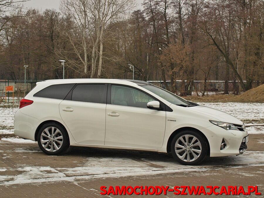 Toyota Auris Touring Sports 1.8 HYBRID PREMIUM
