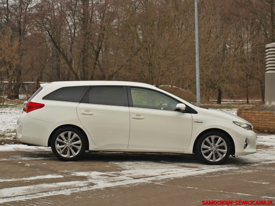 Toyota Auris Touring Sports 1.8 HYBRID PREMIUM