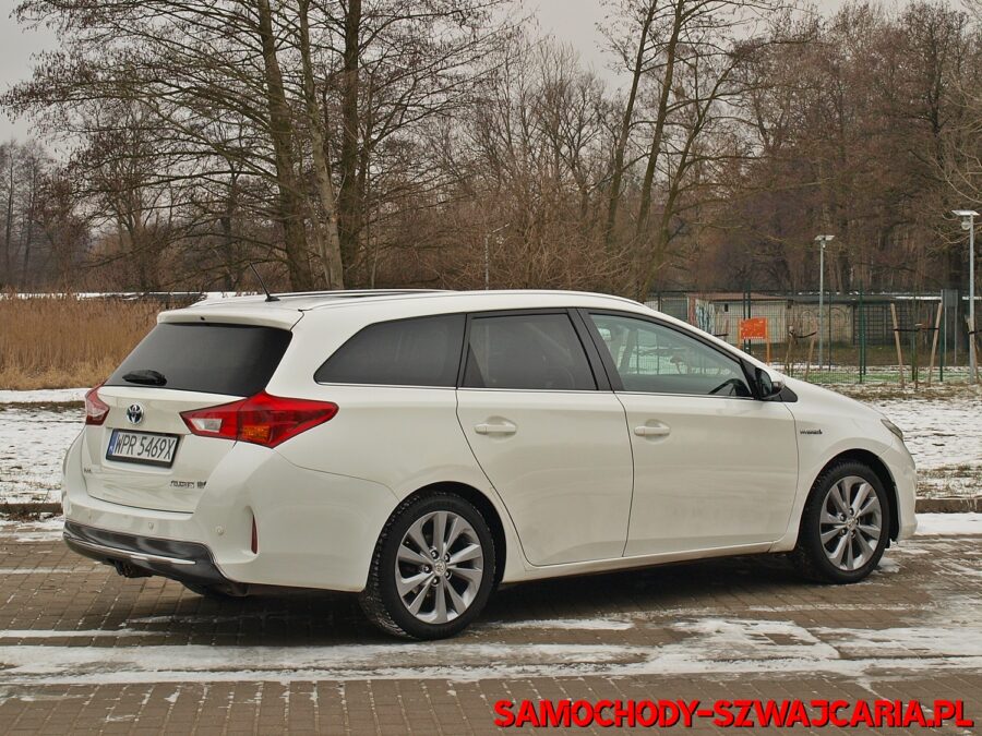 Toyota Auris Touring Sports 1.8 HYBRID PREMIUM