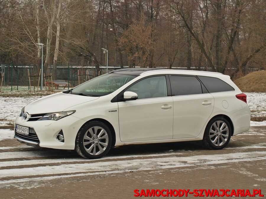 Toyota Auris Touring Sports 1.8 HYBRID PREMIUM