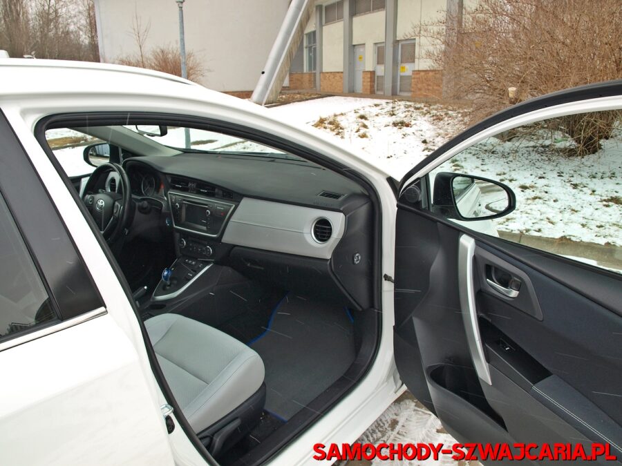 Toyota Auris Touring Sports 1.8 HYBRID PREMIUM