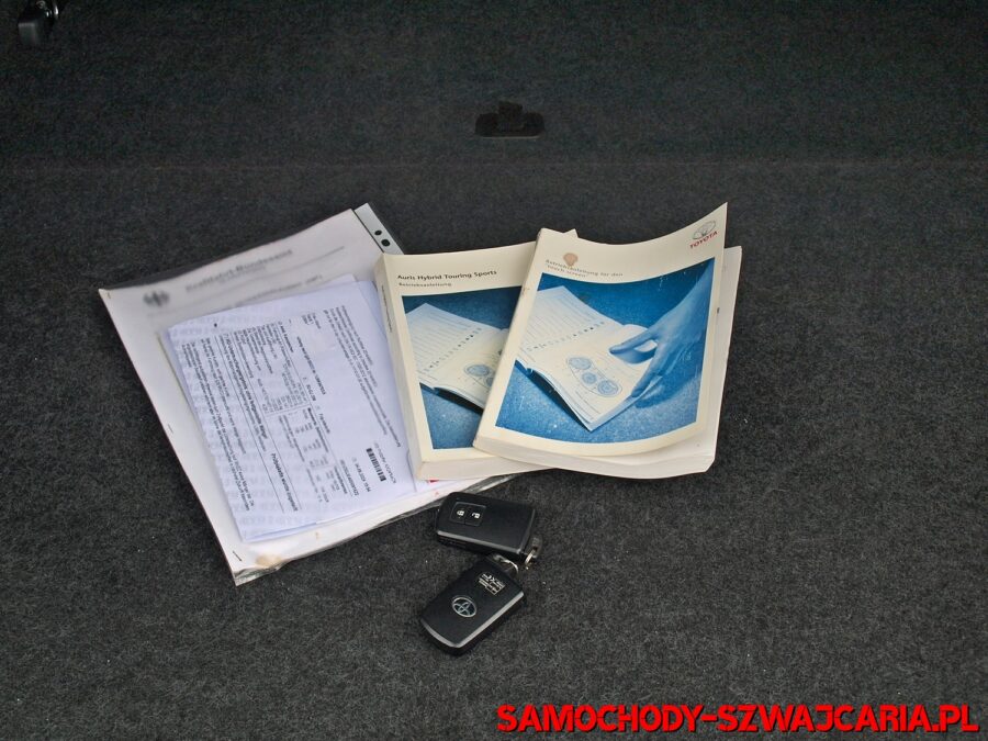 Toyota Auris Touring Sports 1.8 HYBRID PREMIUM