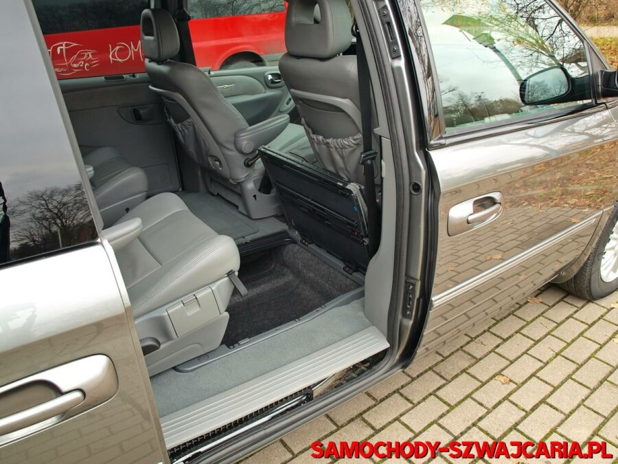 Chrysler Grand Voyager 3.3 V6 Limited Stow'n Go