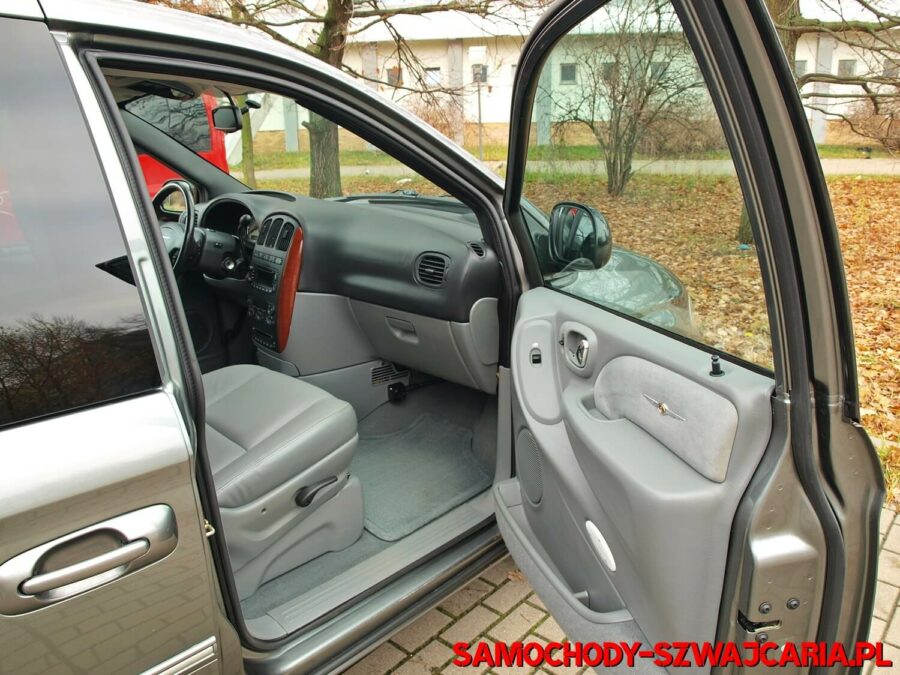 Chrysler Grand Voyager 3.3 V6 Limited Stow'n Go