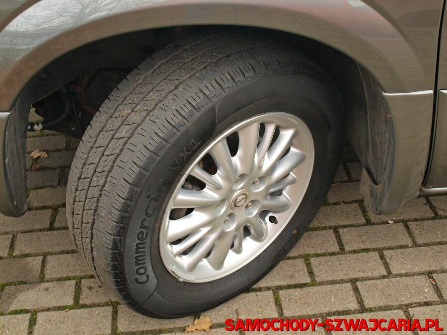 Chrysler Grand Voyager 3.3 V6 Limited Stow'n Go