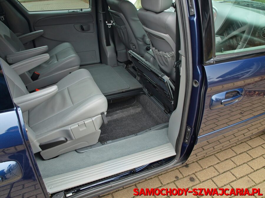 Chrysler Grand Voyager 3.3 V6 LX Stow'n Go