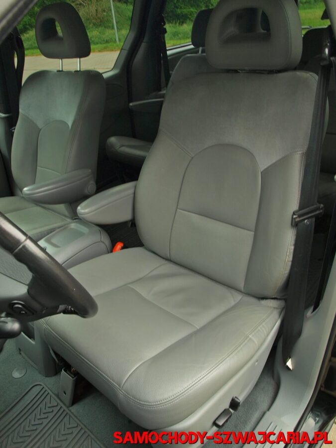 Chrysler Grand Voyager 3.3 V6 LX Stow'n Go