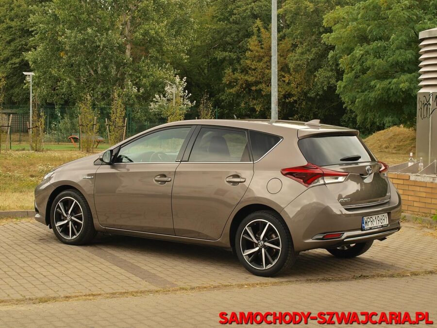 Toyota Auris 1.8 HSD Edition S+