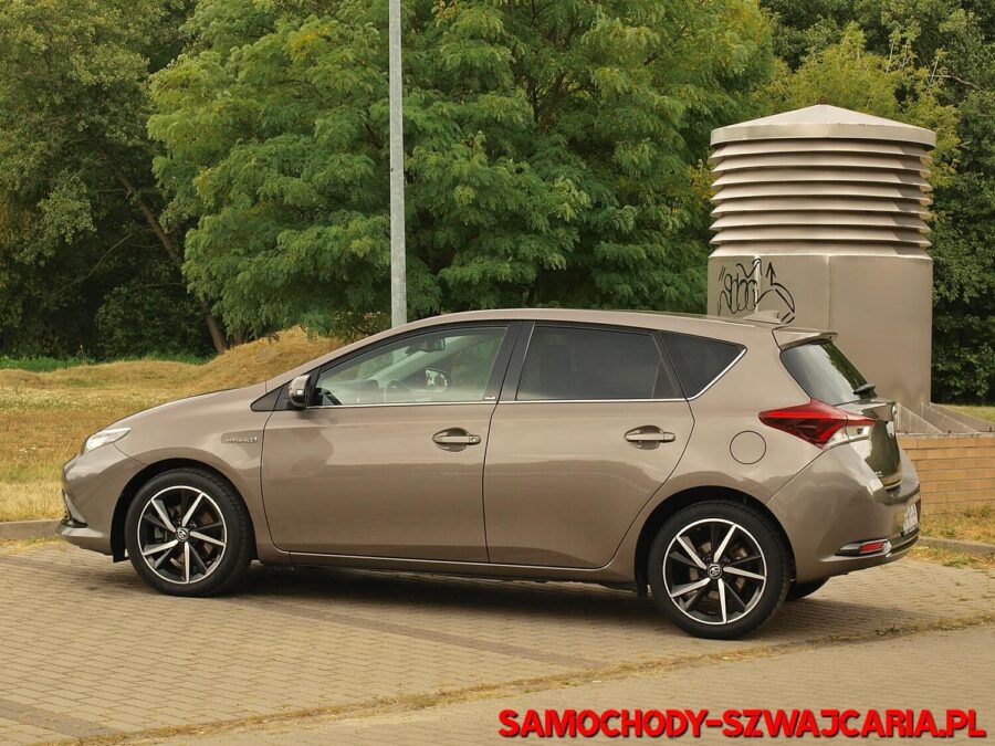 Toyota Auris 1.8 HSD Edition S+