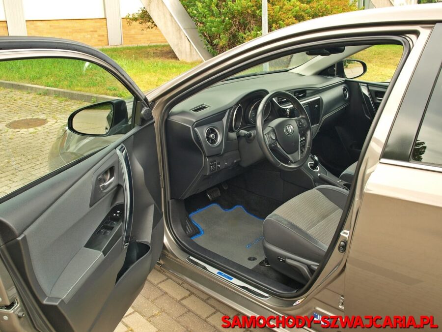 Toyota Auris 1.8 HSD Edition S+