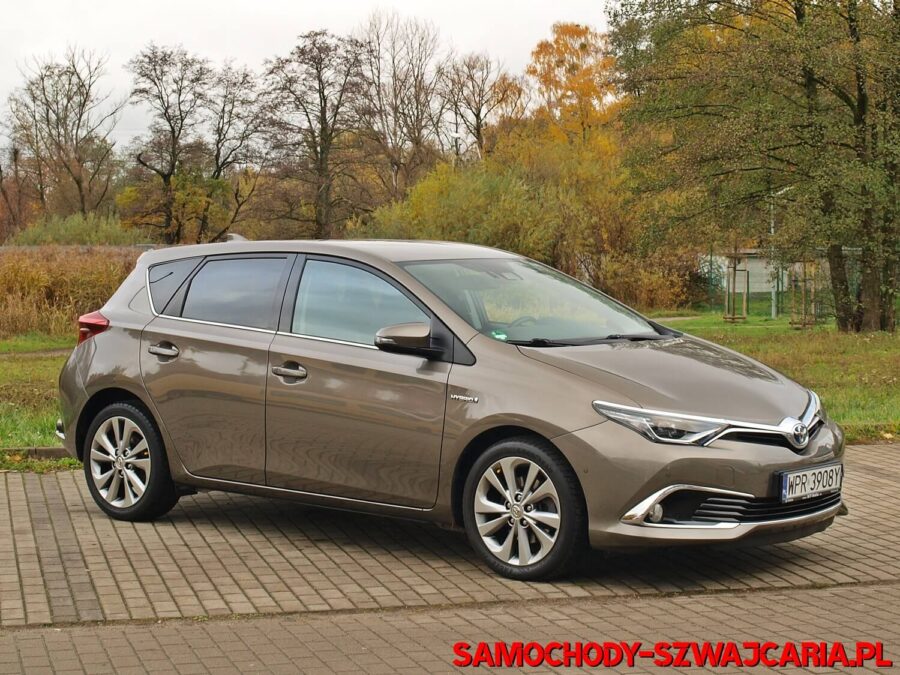 Toyota Auris 1.8 HSD Executive