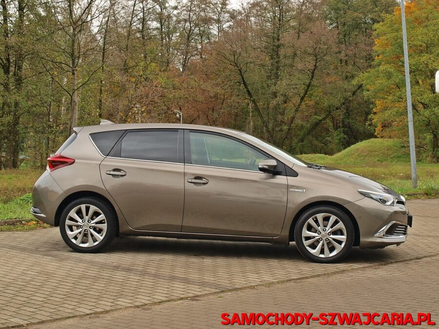 Toyota Auris 1.8 HSD Executive