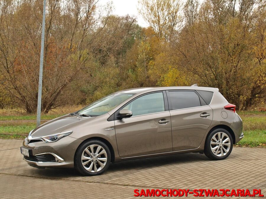Toyota Auris 1.8 HSD Executive