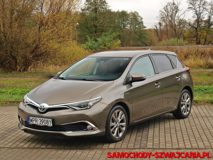 Toyota Auris 1.8 HSD Executive