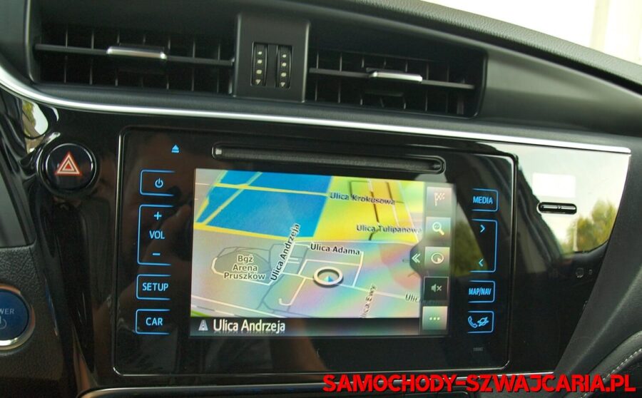 Toyota Auris 1.8 HSD Executive