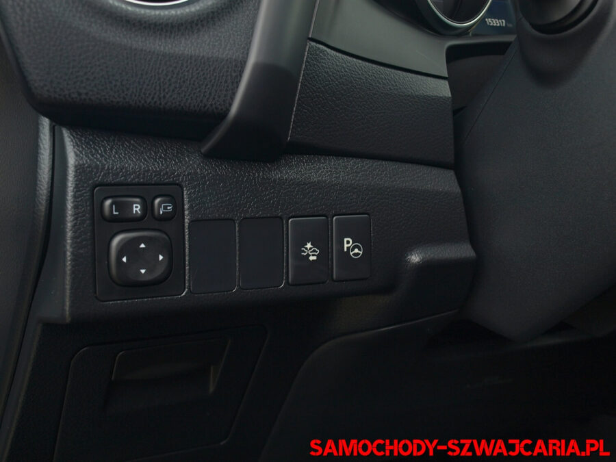 Toyota Auris 1.8 HSD Executive