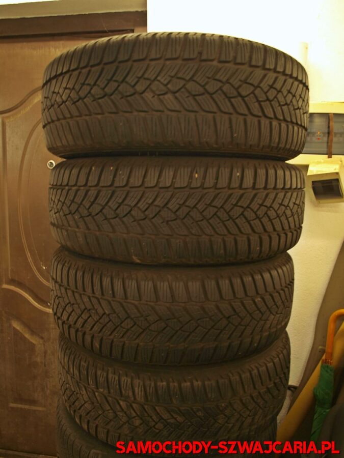 Toyota Auris 1.8 HSD Executive