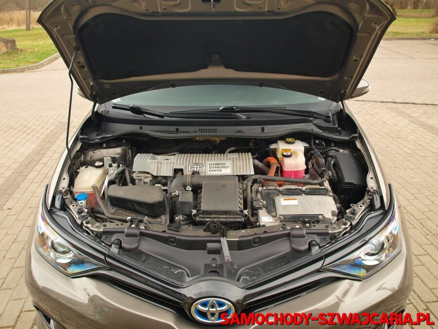 Toyota Auris 1.8 HSD Black Edition