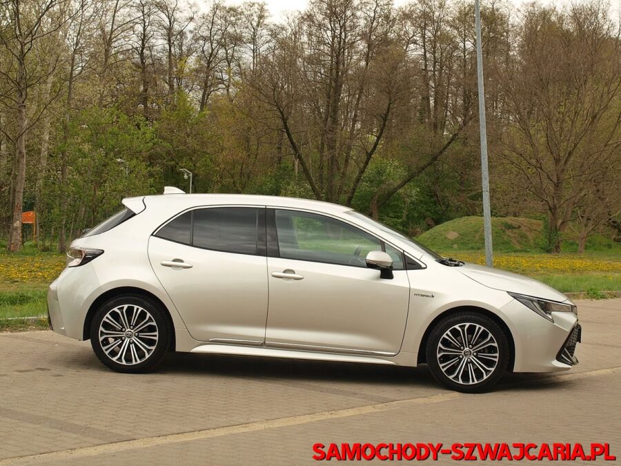 Toyota Corolla 1.8 Hybrid Design Edition