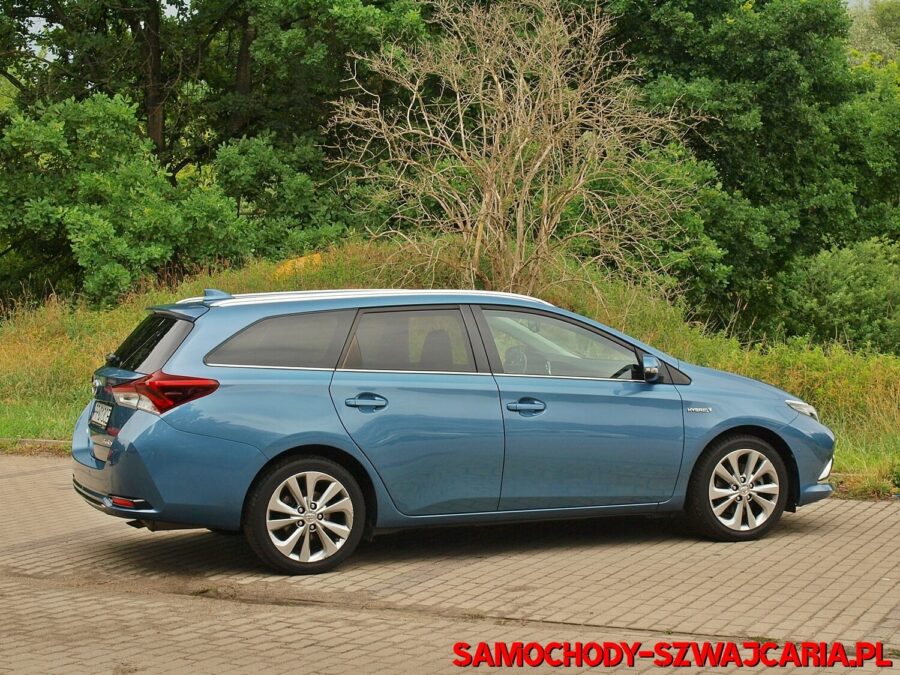 Toyota Auris 1.8 Touring Sports HSD Executive