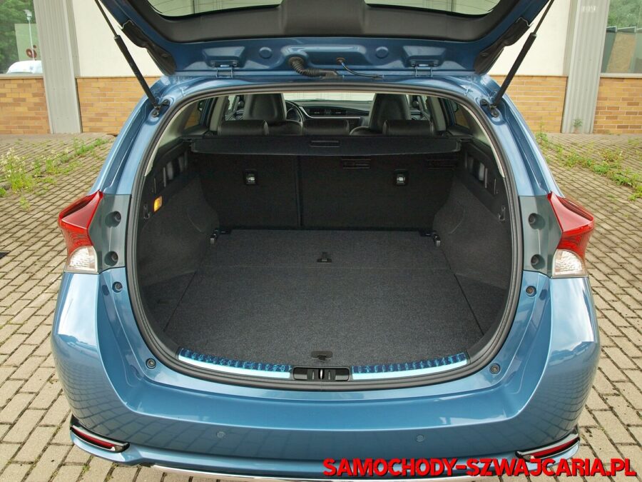 Toyota Auris 1.8 Touring Sports HSD Executive